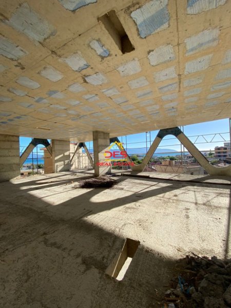 Vlore, shitet apartament 1+1 Kati 2, 79 m² 158.200 € (Rruga Kosova)