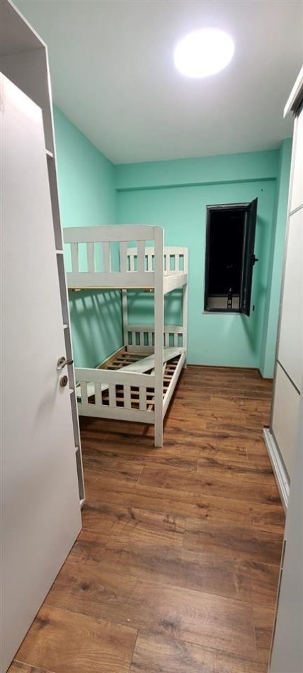 Tirane, jepet me qera apartament 2+1+Ballkon Kati 7, 83 m² 400 € (rruga Teodor Keko)