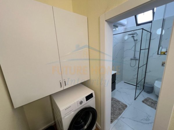 Tirane, shitet apartament 1+1+Ballkon Kati 4, 79 m² 120.000 € (Brryli)