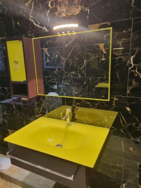 Tirane, jepet me qera apartament 2+1 Kati 3, 102 m² 600 € (Rruga Elbasanit)