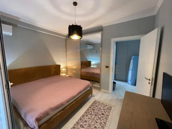 Tirane, shitet apartament 2+1 Kati 3, 105 m² 165.000 € (Kopshti Botanik)