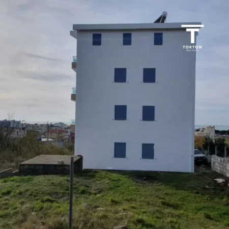 Tirane, shitet hotel Kati 5, 870 m² 750.000 € (Golem)