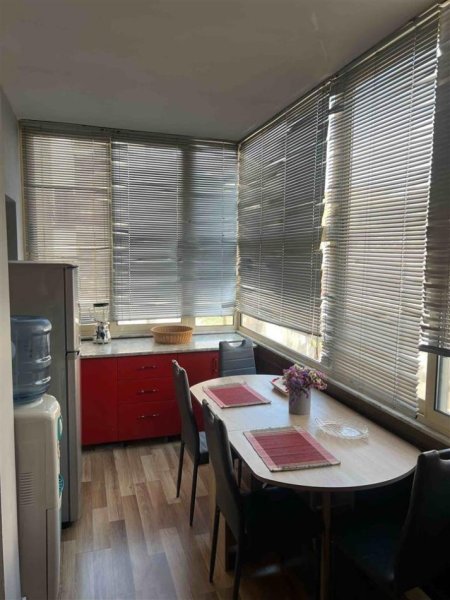 Tirane, jepet me qera apartament 2+1 Kati 3, 80 m² 500 € (rruga Rrapo Hekali)