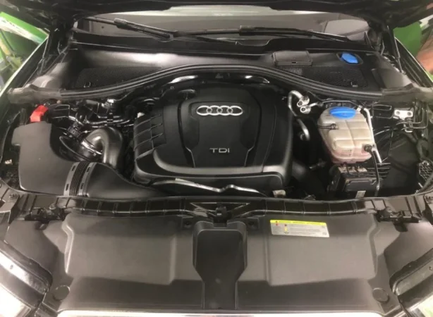 Tirane, shitet me portobagazh Audi A6 Avant C7 Nafte, e zeze automatik Klima 272.000 km 11.500 €