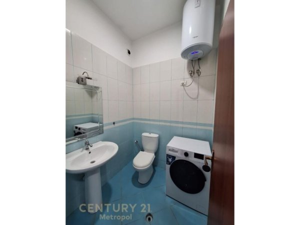 Tirane, jepet me qera apartament 2+1 Kati 1, 120 m² 500 € (KOPESHTI BOTANIK)