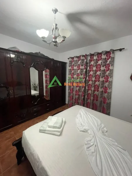Tirane, jepet me qera apartament 2+1 Kati 7, 70 m² (Don Bosko)