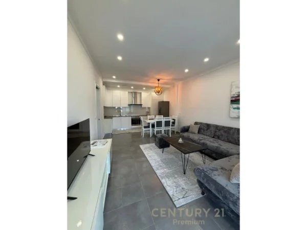 Tirane, jepet me qera apartament 2+1 Kati 3, 86 m² 500 € (KOPSHTI BOTANIK)