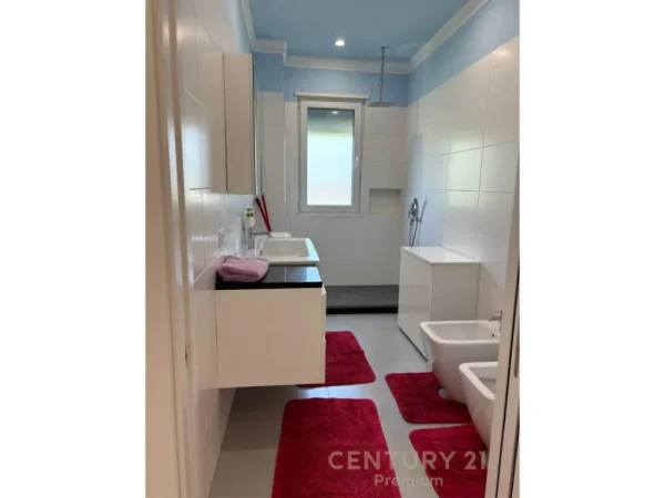 Tirane, jepet me qera apartament 2+1 Kati 3, 86 m² 500 € (KOPSHTI BOTANIK)