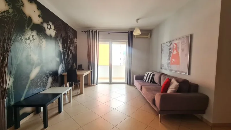 Tirane, Apartament per shitje 1+1 Kati 4, 75 m² 150.000 € (Deliorgji)