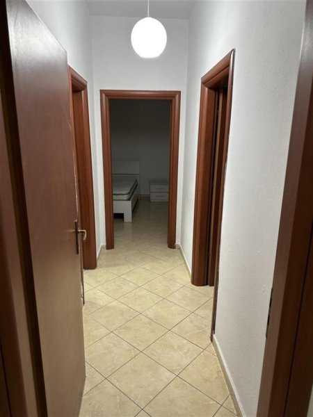 Tirane, jepet me qera apartament 2+1 Kati 5, 100 m² 350 € (kamez)