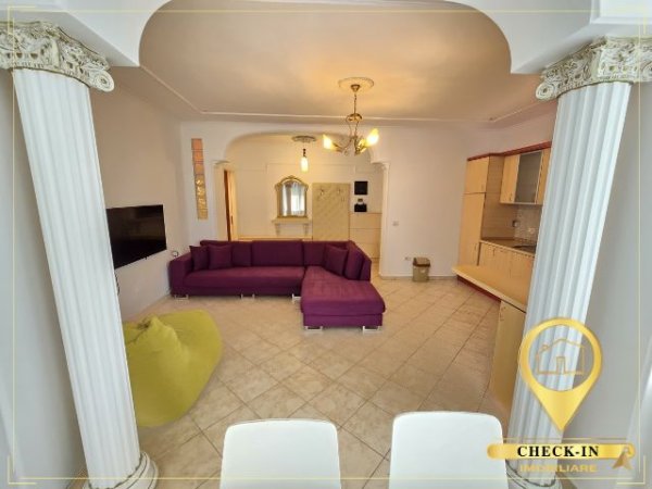 Tirane, jepet me qera apartament 2+1 Kati 8, 87 m² 650 € (Rruga Kavajes, G- Kam Center)