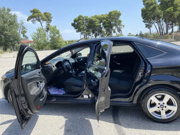 SHITET FORD MONDEO 2009 4000 EURO
