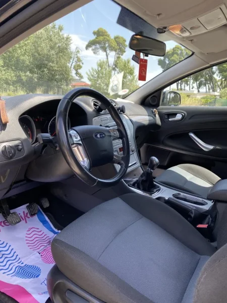 SHITET FORD MONDEO 2009 4000 EURO