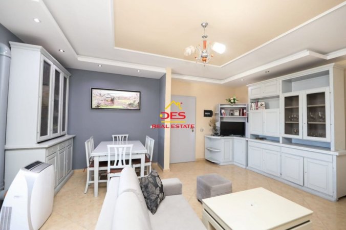 Vlore, shitet apartament 2+1 Kati 6, 97 m² 110.000 € (Rruga Gjergj Kastrioti)