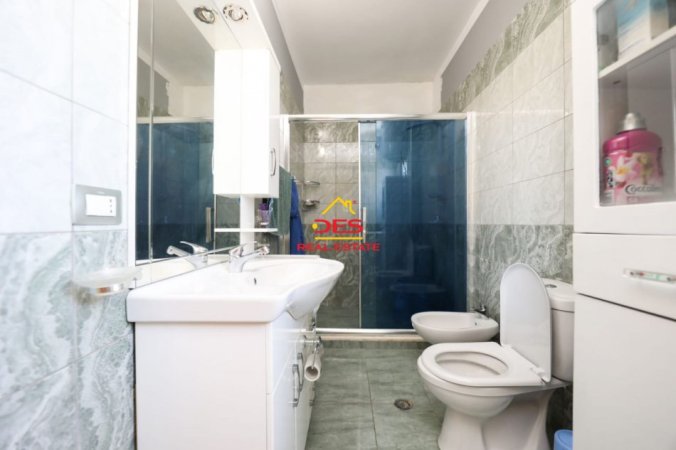 Vlore, shitet apartament 2+1 Kati 6, 97 m² 110.000 € (Rruga Gjergj Kastrioti)