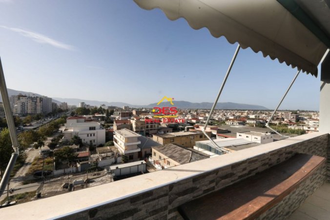 Vlore, shitet apartament 2+1 Kati 6, 97 m² 110.000 € (Rruga Gjergj Kastrioti)