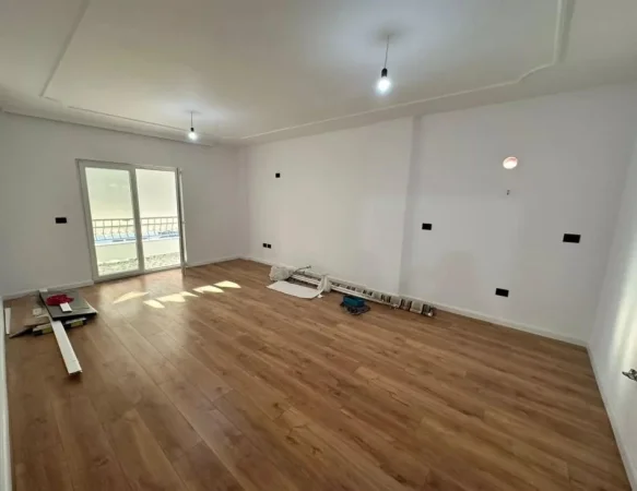 Tirane, shes apartament 2+1+Aneks+Ballkon Kati 3, 101 m² 155'000 € (RR: Ndre Mjeda; ISH PARKU)