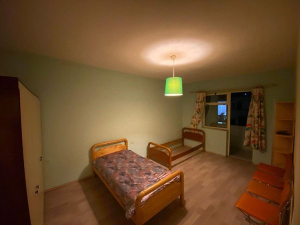 Tirane, jepet me qera apartament 2+1+Aneks+Ballkon Kati 5, 80 m² 500 € (Myslym Shyri)