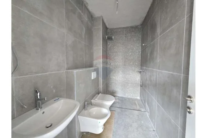 Tirane, shitet apartament 2+1 Kati 4, 105 m² 169.000 € 