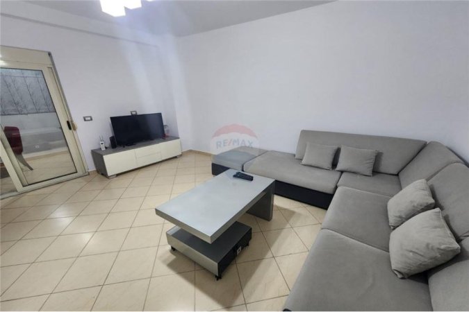 Tirane, shitet apartament 1+1 , 70 m² 110.000 € (Rruga Idriz Dollaku - Ali Demi)