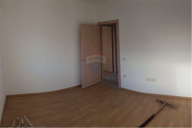 Tirane, shitet apartament 3+1 Kati 8, 118 m² 163.000 € (Concord Center - Tregu i Madh - Rruga 5 Maji)