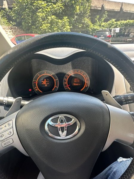 Toyota Auris Nafte 1.4 automatik