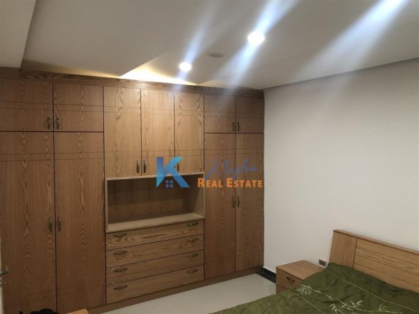 Tirane, jepet me qera apartament 2+1 Kati 2, 100 m² (Brryli, afer Tirana Bank)