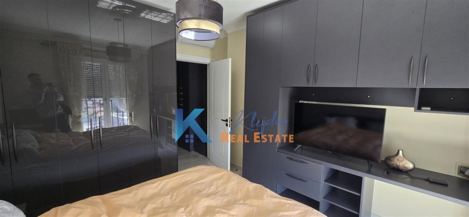 Tirane, jepet me qera apartament 1+1 Kati 5, 70 m² 400 € (Rruga e Dibres, afer Spitalit Amerikan 2)