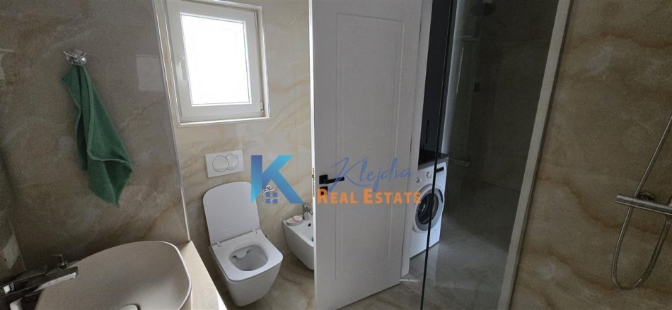 Tirane, jepet me qera apartament 1+1 Kati 5, 70 m² 400 € (Rruga e Dibres, afer Spitalit Amerikan 2)