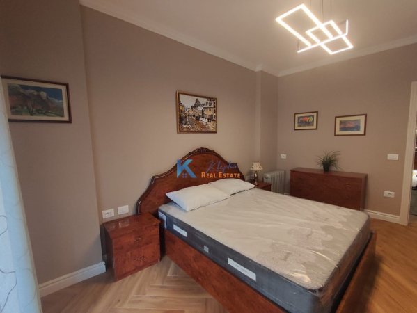 Tirane, jepet me qera apartament 1+1 Kati 6, 60 m² 580 € (Rruga e Elbasanit, pas gjimnazit Asim Vokshi)