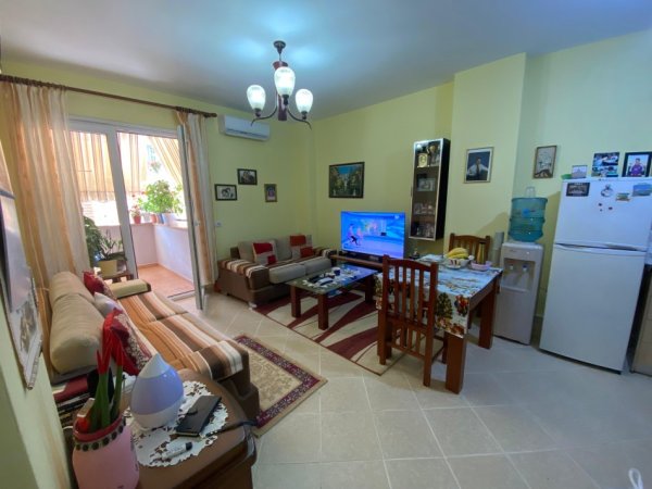 Tirane, shitet apartament 1+1 Kati 2, 60 m² 124.000 € (Marteniteti i Ri)