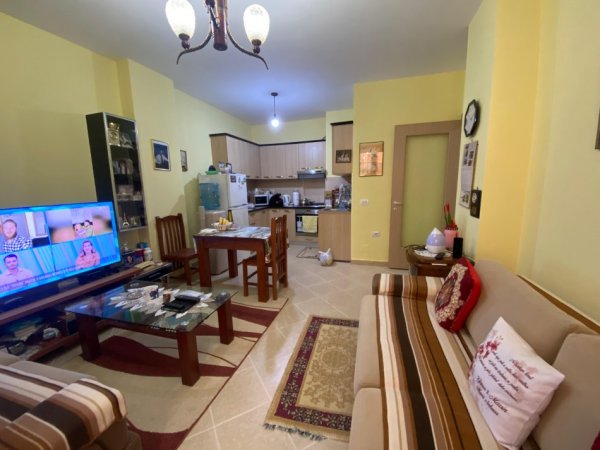 Tirane, shitet apartament 1+1 Kati 2, 60 m² 124.000 € (Marteniteti i Ri)