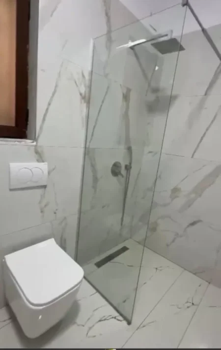 Tirane, jepet me qera apartament 1+1 Kati 1, 100 m² 450 € (Siri Kodra)