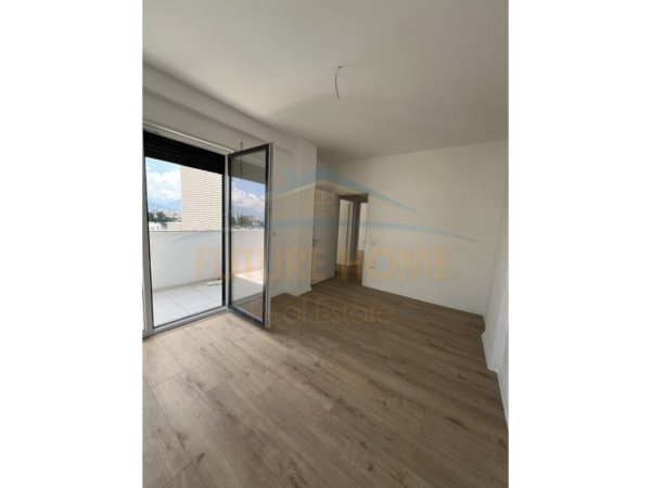 Tirane, shitet apartament 2+1+Ballkon Kati 5, 123.410 € (teodor keko Rezidenca Aos)
