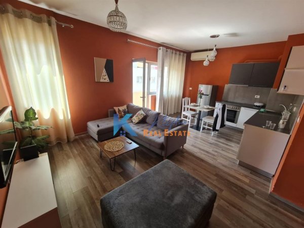 Tirane, jepet me qera apartament 1+1 Kati 6, 65 m² 360 € (Astir, te bar Artisti)