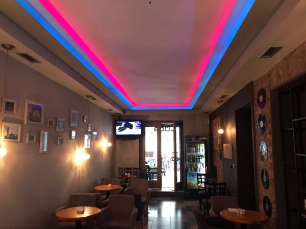 Tirane, shitet lokal , 98 m² 300.000 € (Bulevardi Gjergj Fishta Tirane)