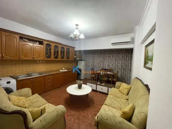Tirane, jepet me qera apartament 2+1 Kati 7, 70 m² (Don Bosko, afer shkolles Qazim Turdiu)