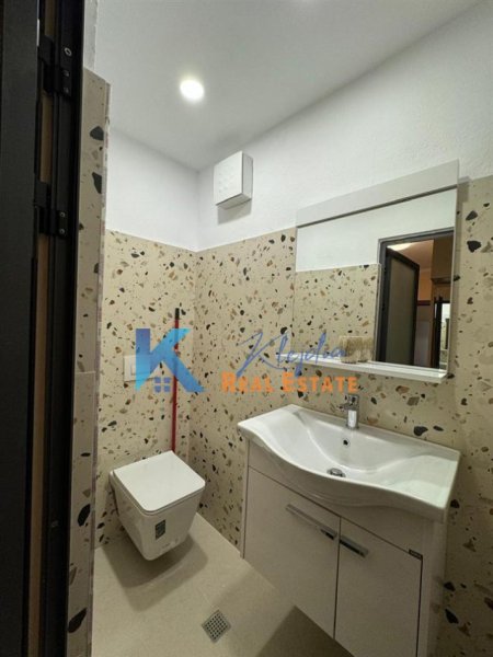 Tirane, jepet me qera apartament 2+1 Kati 3, 105 m² 600 € (Don Bosko, afer Viva Market)