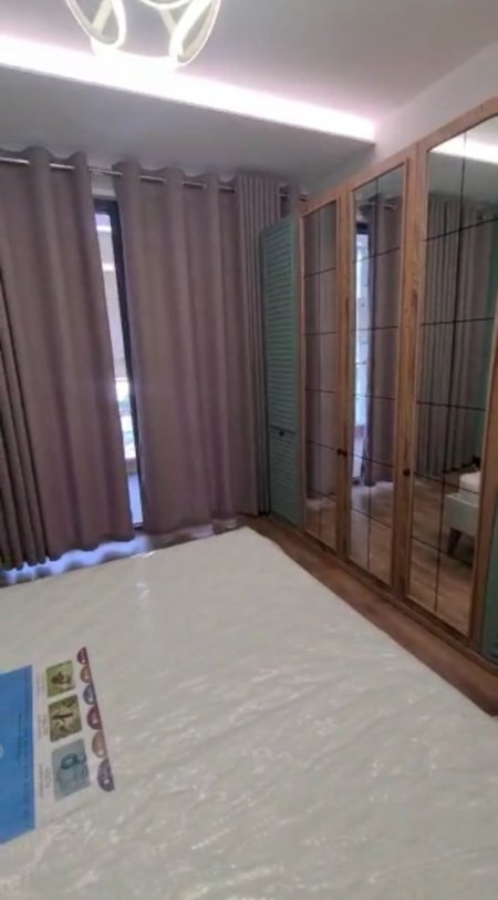 Tirane, jepet me qera apartament 1+1+Ballkon Kati 2, 65 m² 460 € (21 dhjetori , rruga ndre mjeda , Kompleksi Alba)