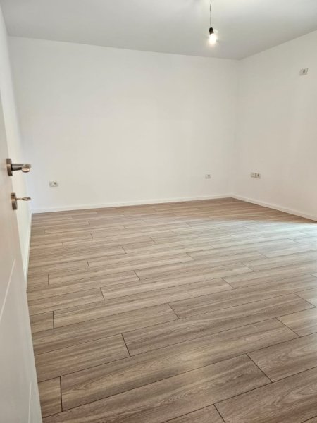Tirane, shitet apartament 1+1+Ballkon Kati 3, 55 m² 110.000 € (Blv Bajram Curri)
