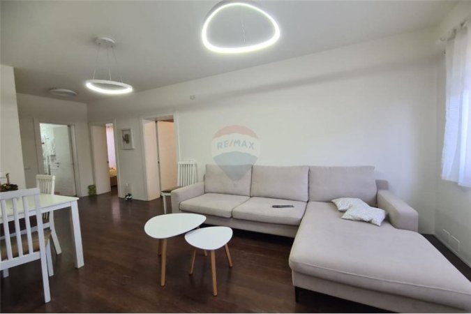 Tirane, jepet me qera apartament 2+1+Ballkon Kati 5, 100 m² 600 € (Myslym Shyri)