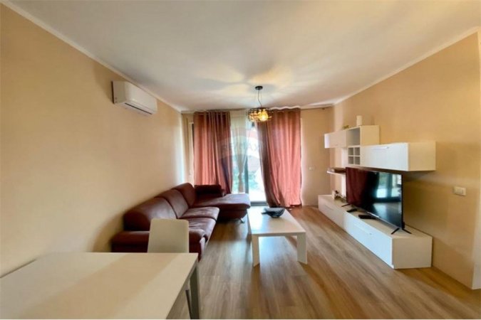 Tirane, jepet me qera apartament 2+1 Kati 5, 100 m² 700 € (Fiore DiBosco)