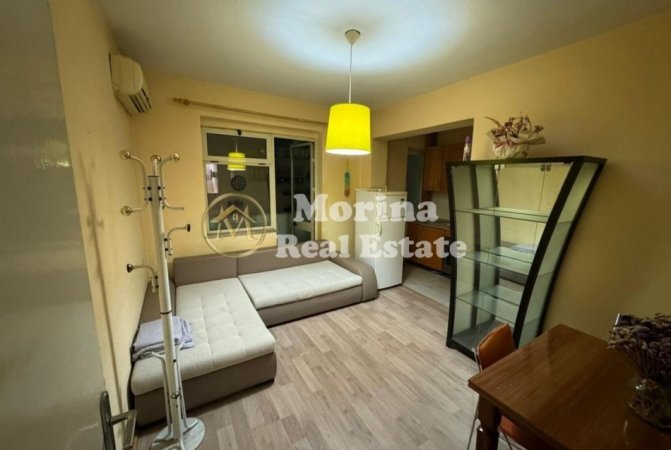 Tirane, jepet me qera apartament 2+1 Kati 5, 80 m² 500 € (Rruga Myslym Shyri)