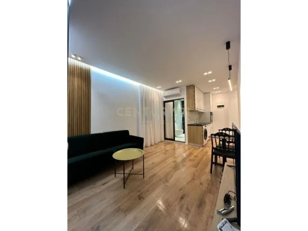 Tirane, shes apartament 1+1+Ballkon Kati 2, 45 m² 149.000 € (SHALLVARET)