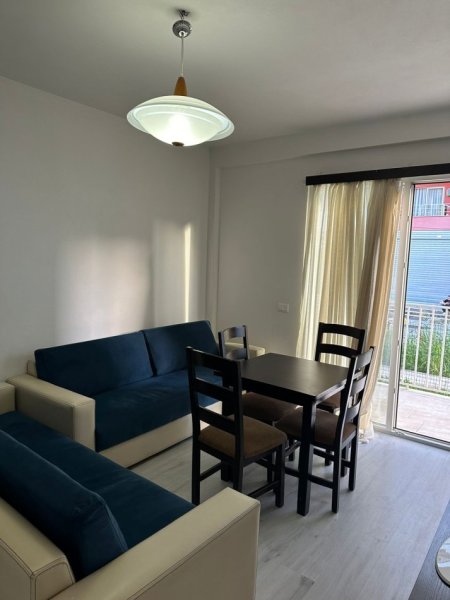 Tirane, jepet me qera apartament 1+1 Kati 1, 60 m² 350 € (Rruga teodor keko)
