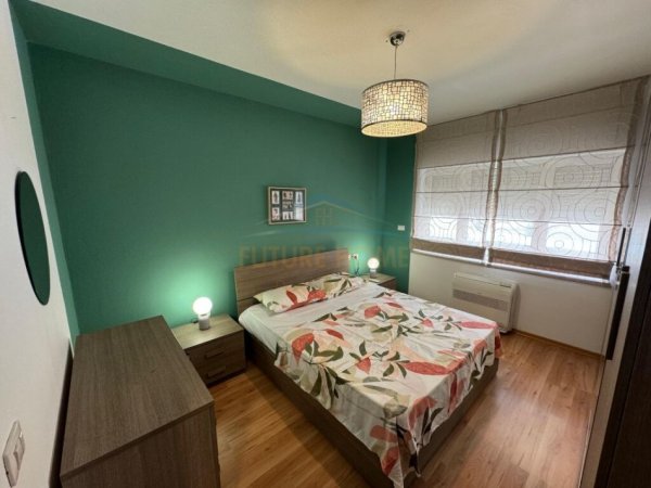 Tirane, jepet me qera apartament 2+1+Ballkon Kati 6, 120 m² 1.500 € (BLLOKU)