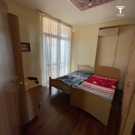 Tirane, jepet me qera apartament 3+1+Ballkon Kati 11, 124 m² 650 € Rr kavajes (him kolli)