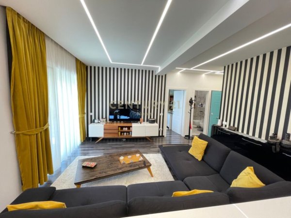Tirane, shes apartament 2+1+Aneks+Ballkon Kati 2, 82 m² 185.000 € (Kodra e Diellit 1)