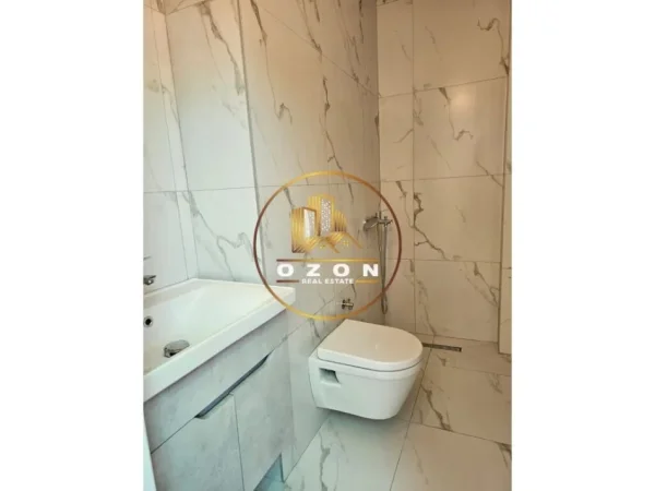 Tirane, shitet apartament 1+1 Kati 3, 44 m² 102.000 € (Xhamia e Tabakëve)