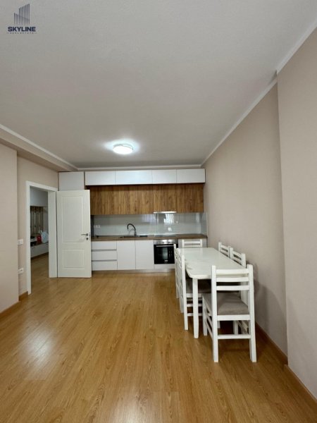 Tirane, jepet me qera apartament 2+1+Ballkon Kati 3, 106 m² 550 € (Teodor keko)